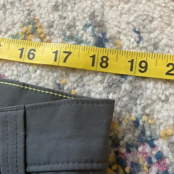 Eddie Bauer hiking pants, dark gray. Men’s size 38 X 32 - Picture 5 of 11